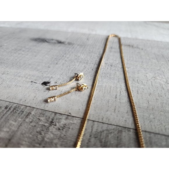 Vintage Avon Sparkling Crystal V-Shaped Necklace And Dangle Earring Set, In Box - Picture 5 of 8